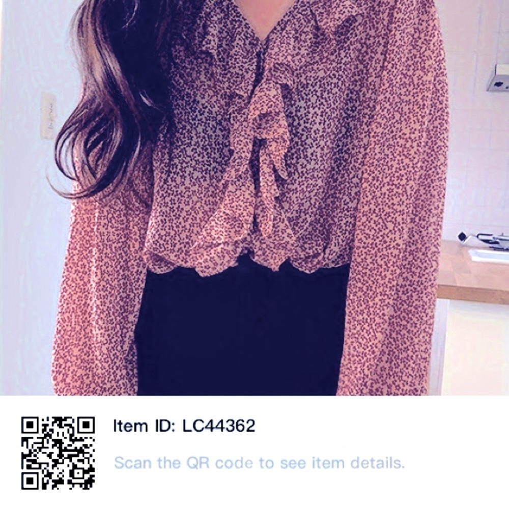 Blouse pink purple flowers and cream, wrap size small Grace